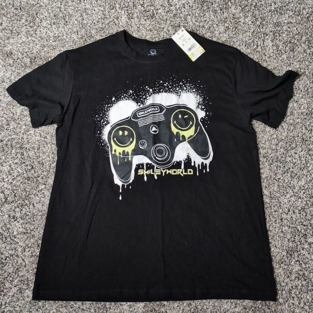 NWT Smiley World GAME ON Boys Tshirt Size Small  (6/7) Video Games Black